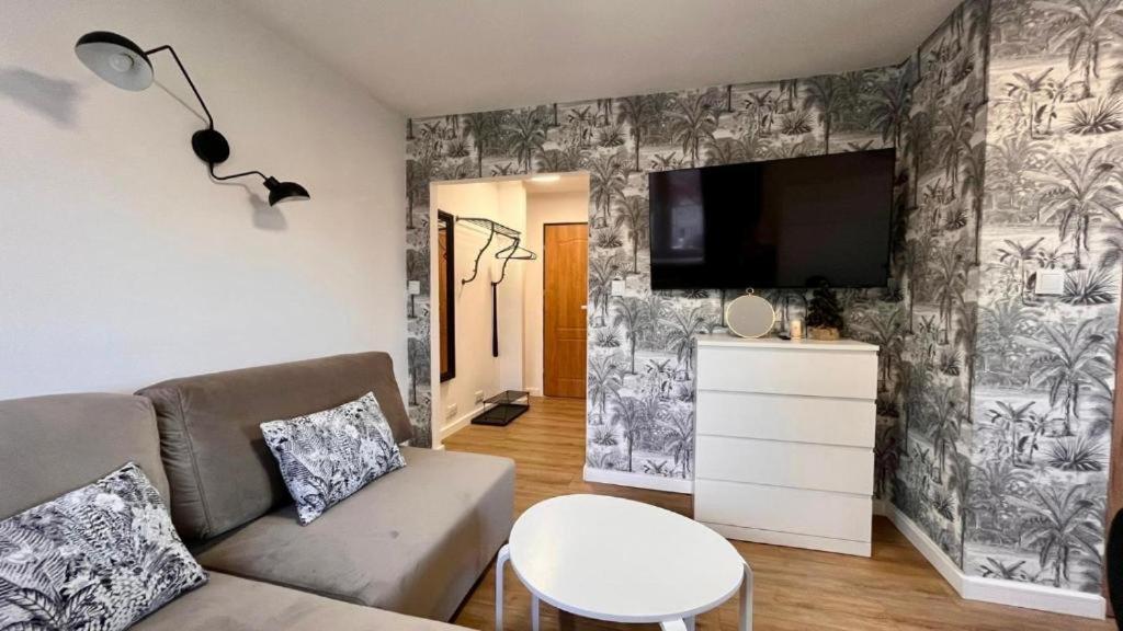 Apartamenty Izerskie Gorska 8 - Blisko Park I Dom Zdrojowy Oraz Wyjscie Na Sky Walk Swieradow-Zdroj Exterior foto