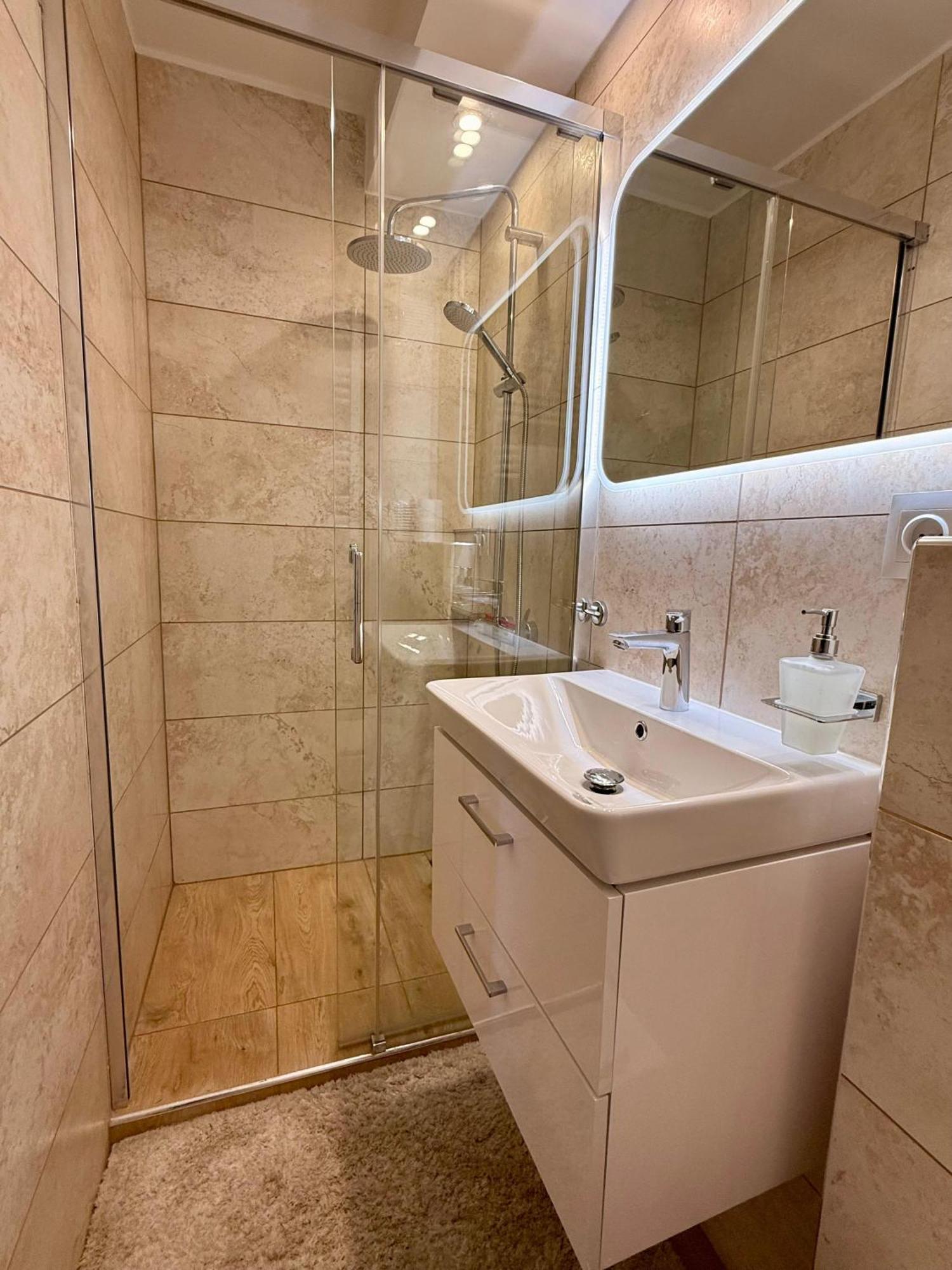 Apartamenty Izerskie Gorska 8 - Blisko Park I Dom Zdrojowy Oraz Wyjscie Na Sky Walk Swieradow-Zdroj Exterior foto